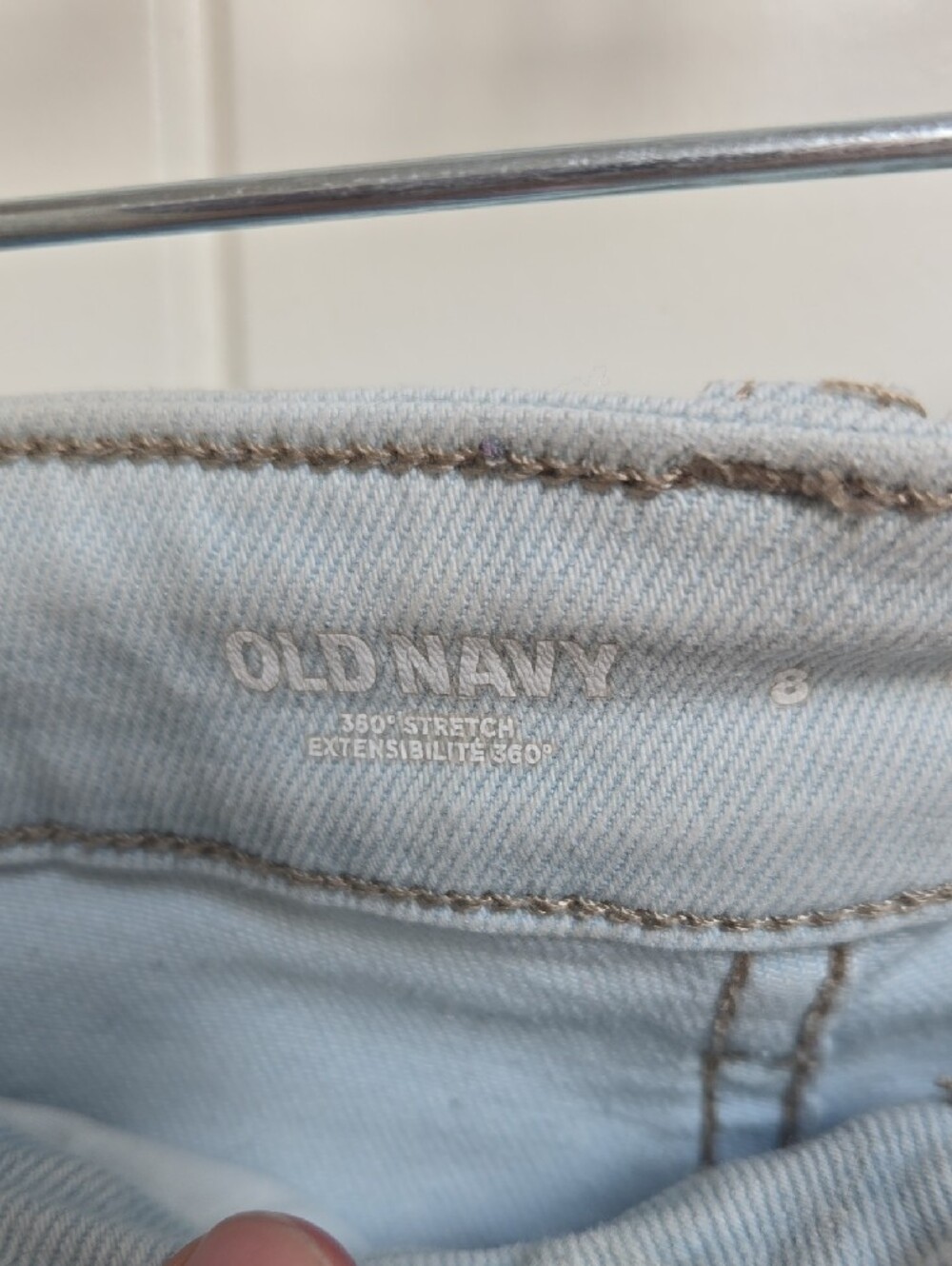 Old Navy Women's Light Blue Extra HighRise Cropped Distressed Jeans 360 Stretch - Picture 2 of 9